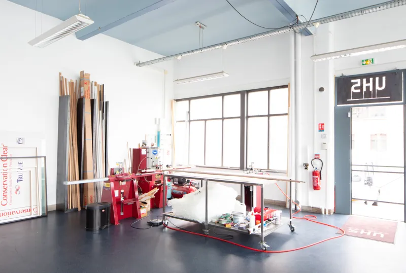 ENCADREMENT SUR-MESURE